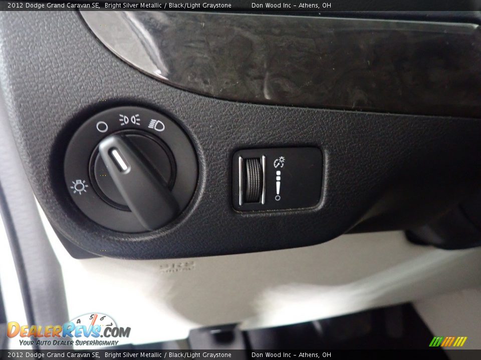 2012 Dodge Grand Caravan SE Bright Silver Metallic / Black/Light Graystone Photo #30