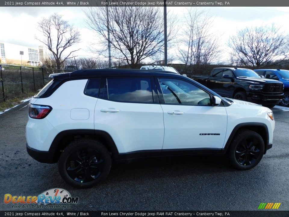 2021 Jeep Compass Altitude 4x4 White / Black Photo #4