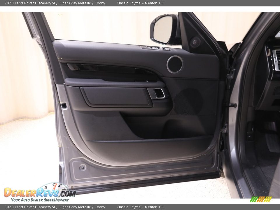 2020 Land Rover Discovery SE Eiger Gray Metallic / Ebony Photo #4