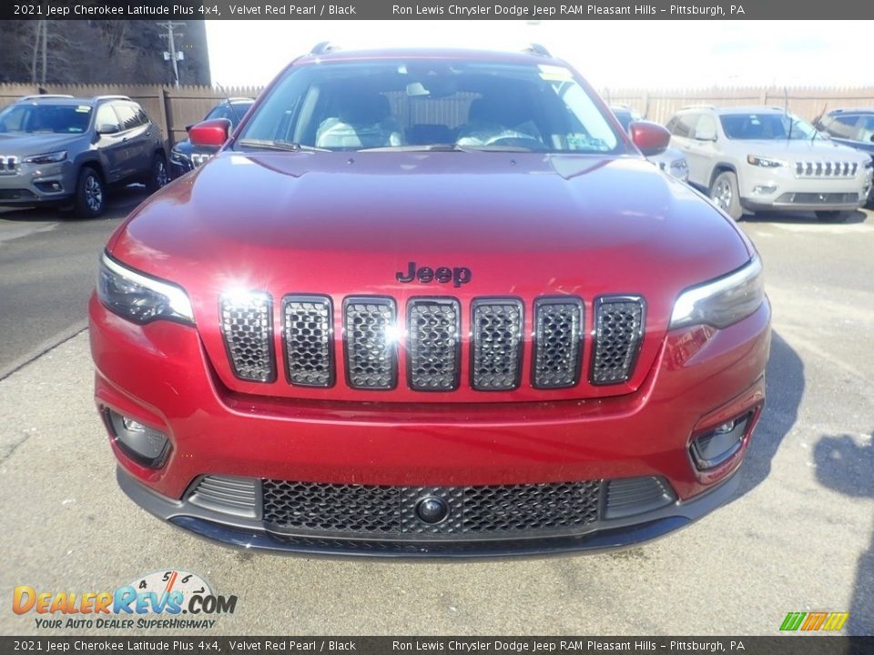 2021 Jeep Cherokee Latitude Plus 4x4 Velvet Red Pearl / Black Photo #2