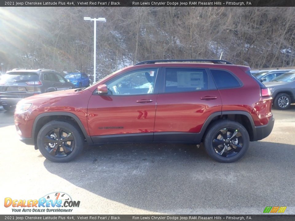 2021 Jeep Cherokee Latitude Plus 4x4 Velvet Red Pearl / Black Photo #7