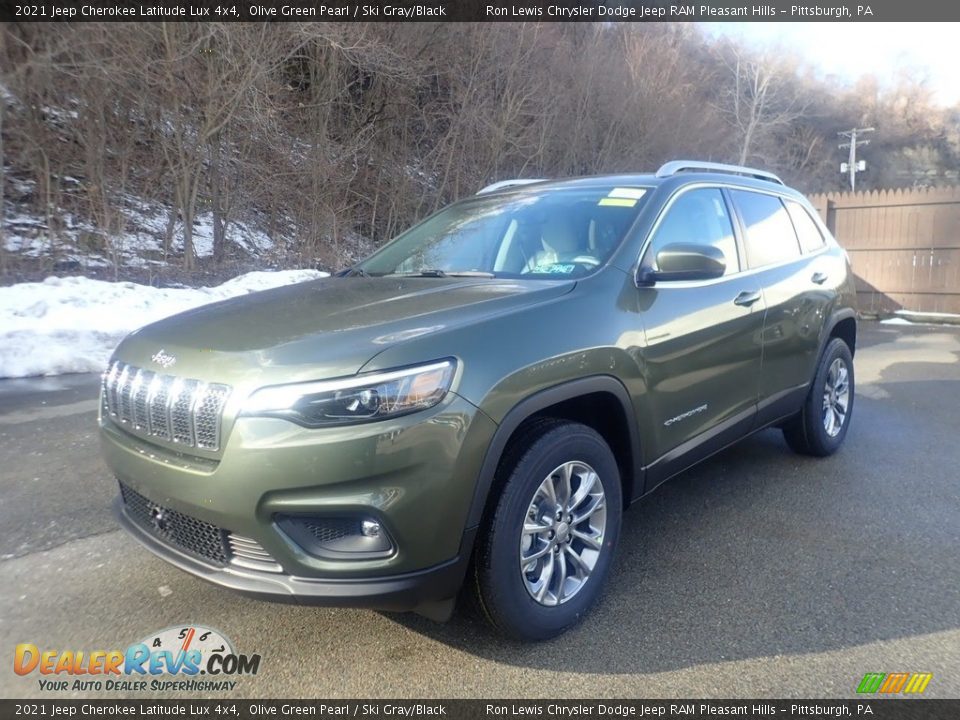 2021 Jeep Cherokee Latitude Lux 4x4 Olive Green Pearl / Ski Gray/Black Photo #1