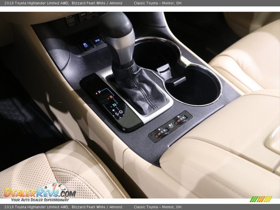 2019 Toyota Highlander Limited AWD Blizzard Pearl White / Almond Photo #14