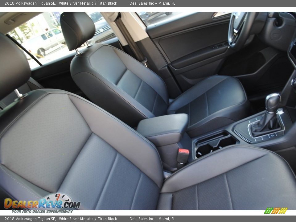 Titan Black Interior - 2018 Volkswagen Tiguan SE Photo #18