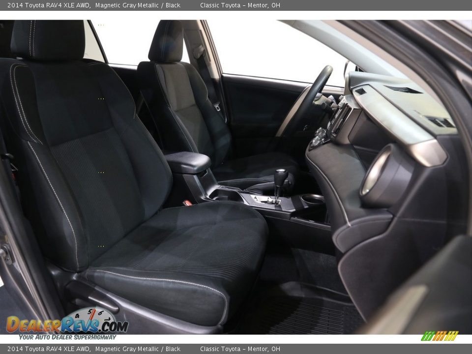 2014 Toyota RAV4 XLE AWD Magnetic Gray Metallic / Black Photo #17