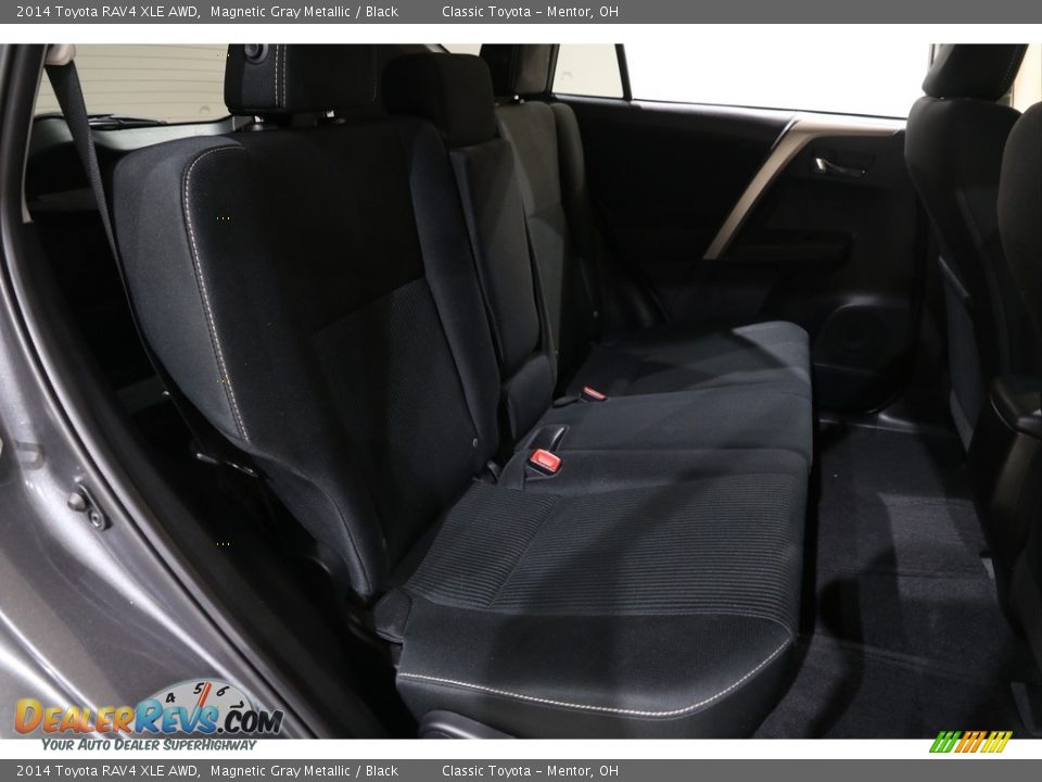 2014 Toyota RAV4 XLE AWD Magnetic Gray Metallic / Black Photo #18