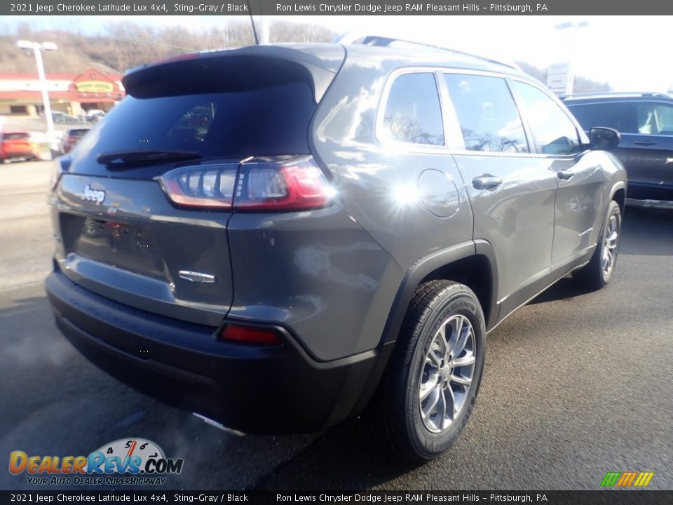 2021 Jeep Cherokee Latitude Lux 4x4 Sting-Gray / Black Photo #5