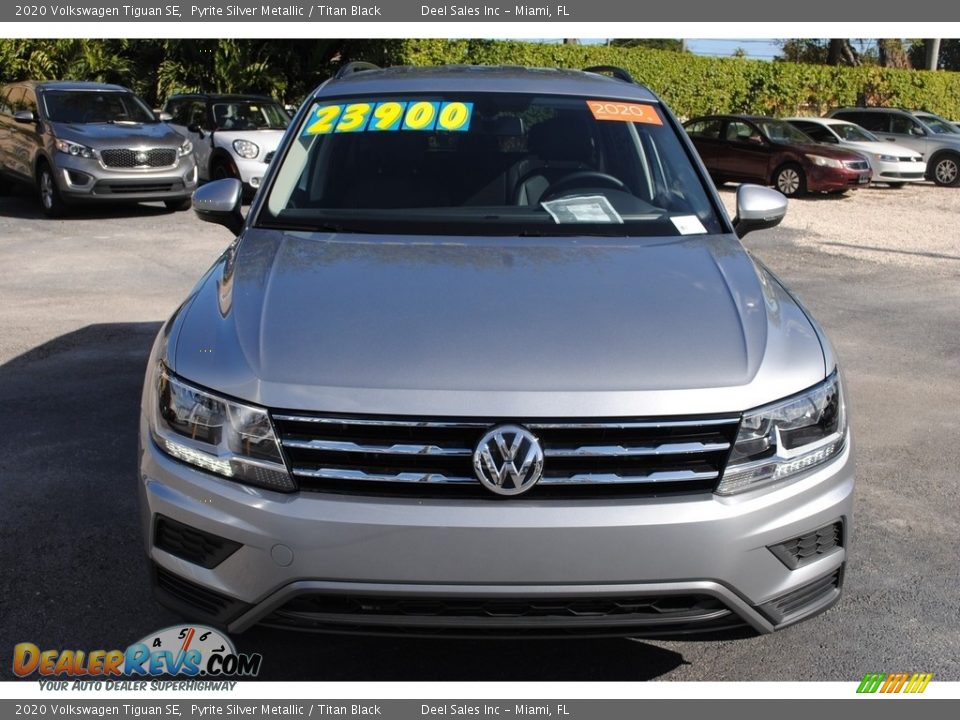 2020 Volkswagen Tiguan SE Pyrite Silver Metallic / Titan Black Photo #3