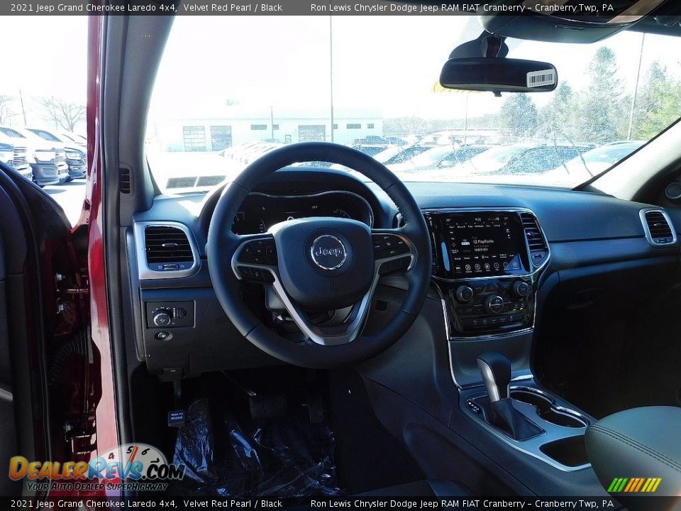2021 Jeep Grand Cherokee Laredo 4x4 Velvet Red Pearl / Black Photo #13