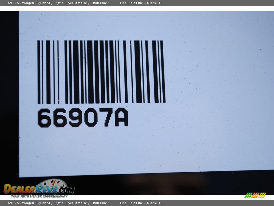 2020 Volkswagen Tiguan SE Pyrite Silver Metallic / Titan Black Photo #20