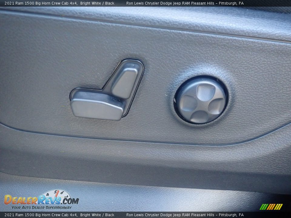 2021 Ram 1500 Big Horn Crew Cab 4x4 Bright White / Black Photo #19