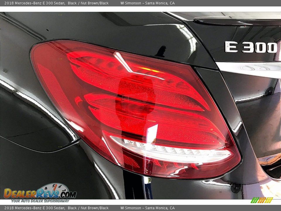 2018 Mercedes-Benz E 300 Sedan Black / Nut Brown/Black Photo #29