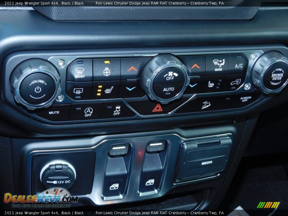 Controls of 2021 Jeep Wrangler Sport 4x4 Photo #17