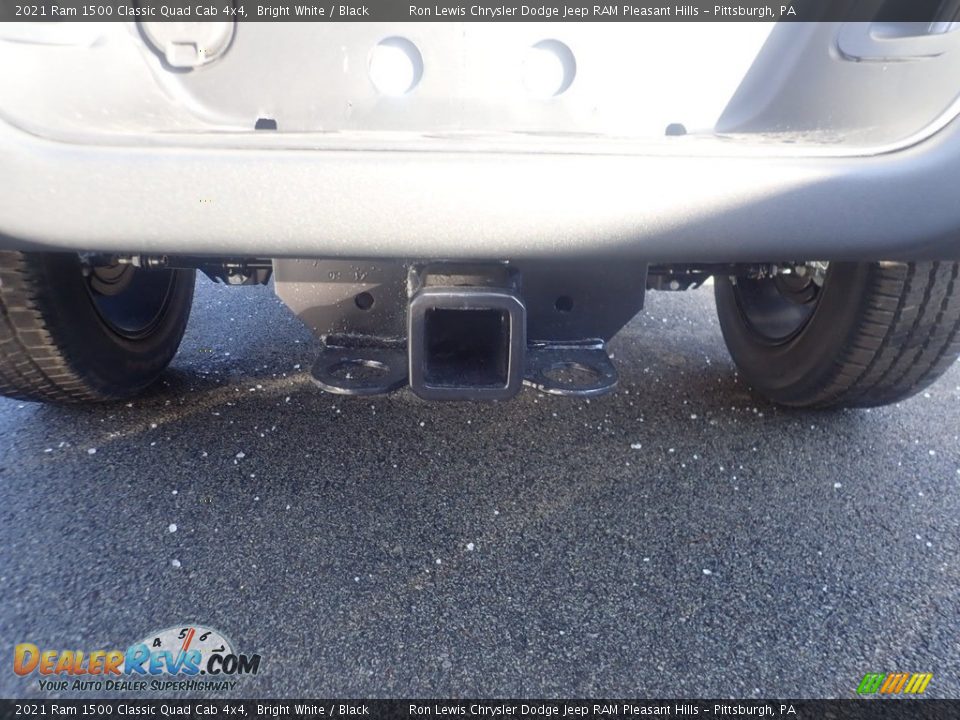 2021 Ram 1500 Classic Quad Cab 4x4 Bright White / Black Photo #9