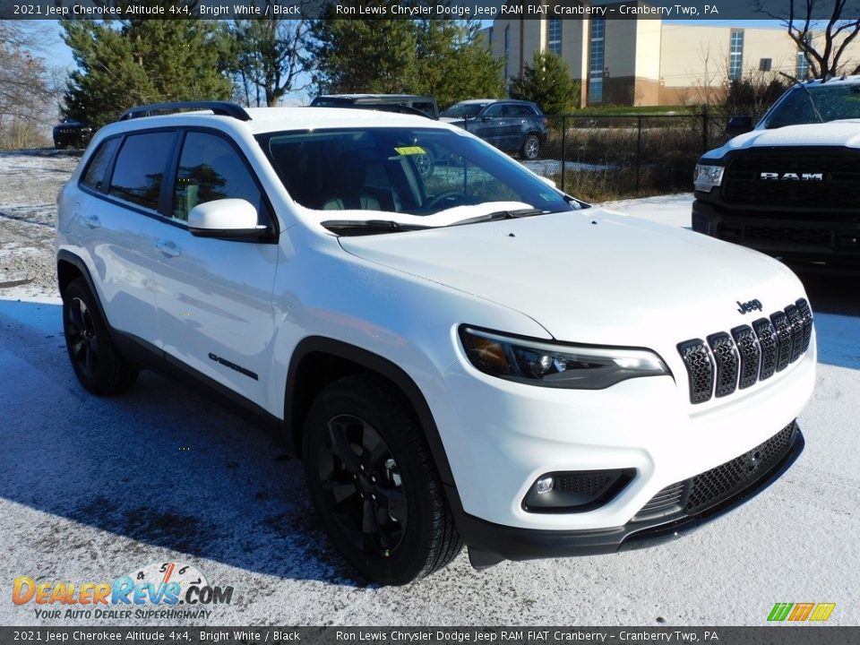 2021 Jeep Cherokee Altitude 4x4 Bright White / Black Photo #3