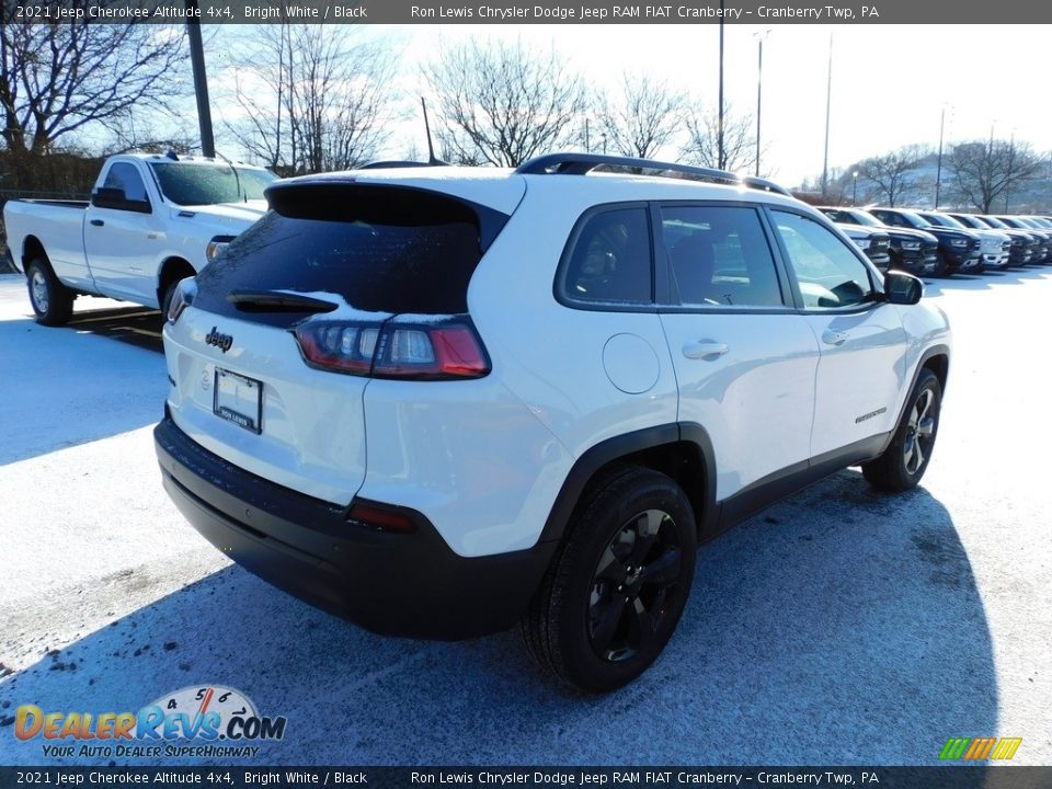 2021 Jeep Cherokee Altitude 4x4 Bright White / Black Photo #5