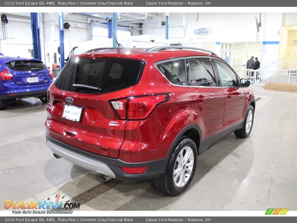 2019 Ford Escape SEL 4WD Ruby Red / Chromite Gray/Charcoal Black Photo #5