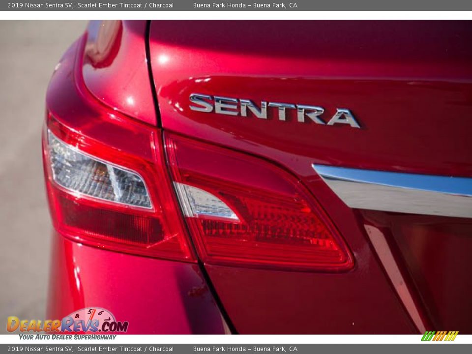 2019 Nissan Sentra SV Scarlet Ember Tintcoat / Charcoal Photo #12