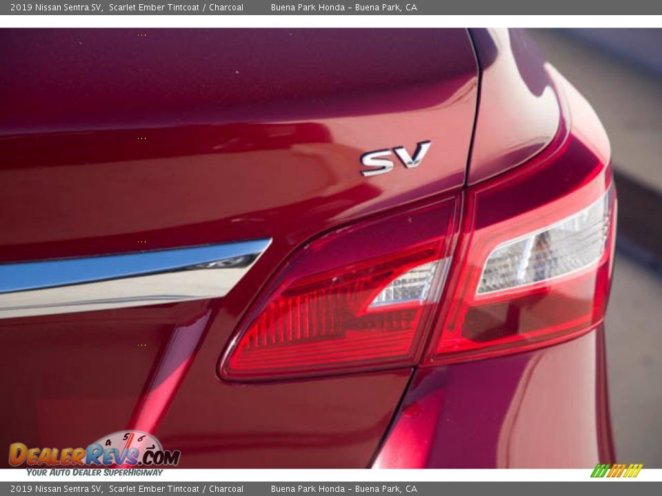 2019 Nissan Sentra SV Scarlet Ember Tintcoat / Charcoal Photo #13