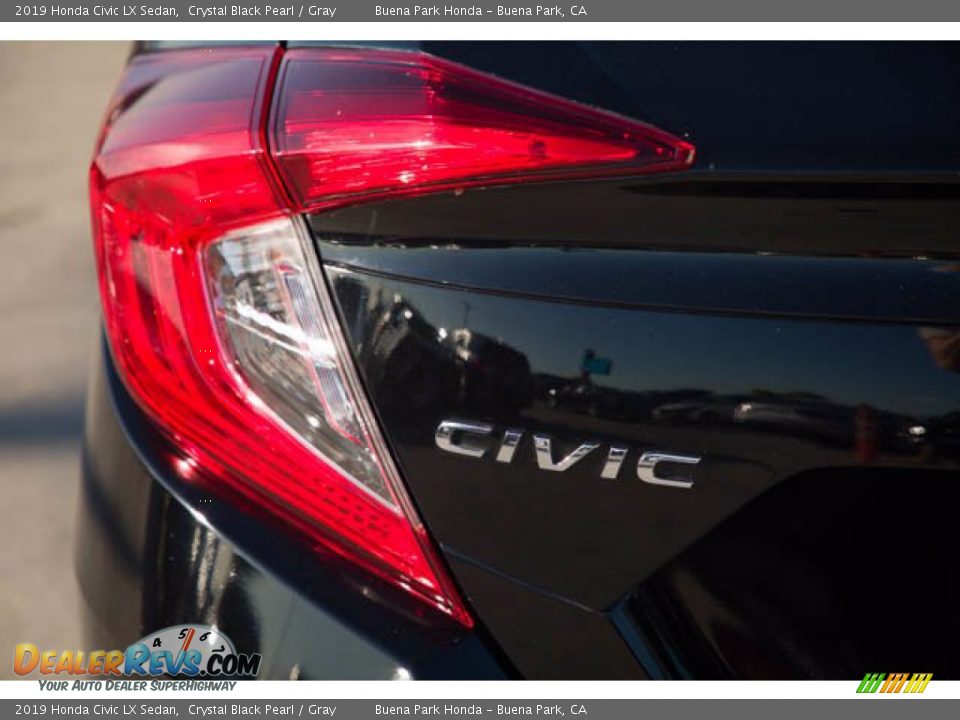 2019 Honda Civic LX Sedan Crystal Black Pearl / Gray Photo #12