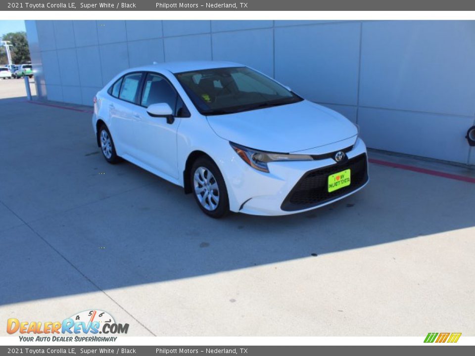 2021 Toyota Corolla LE Super White / Black Photo #2