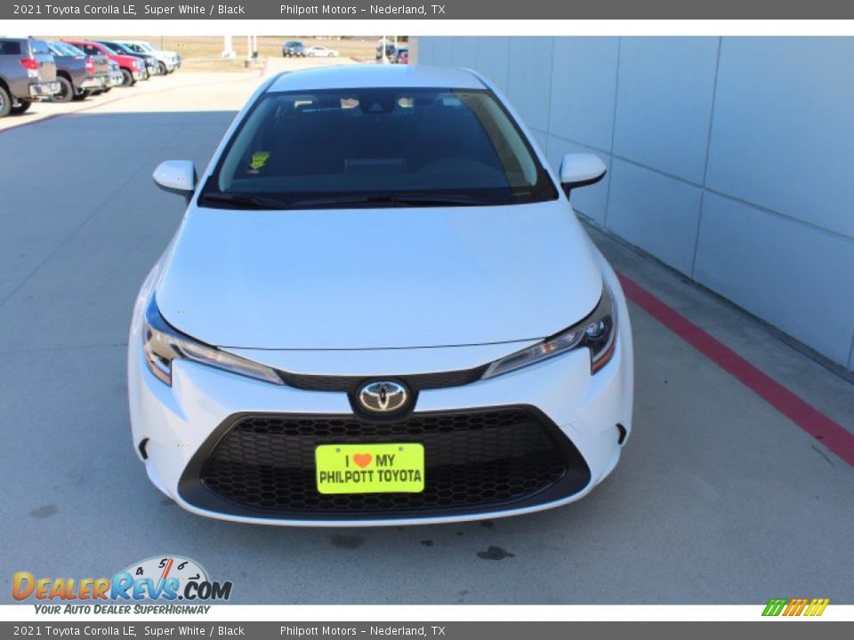 2021 Toyota Corolla LE Super White / Black Photo #3