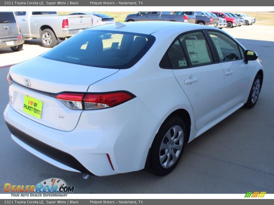 2021 Toyota Corolla LE Super White / Black Photo #8