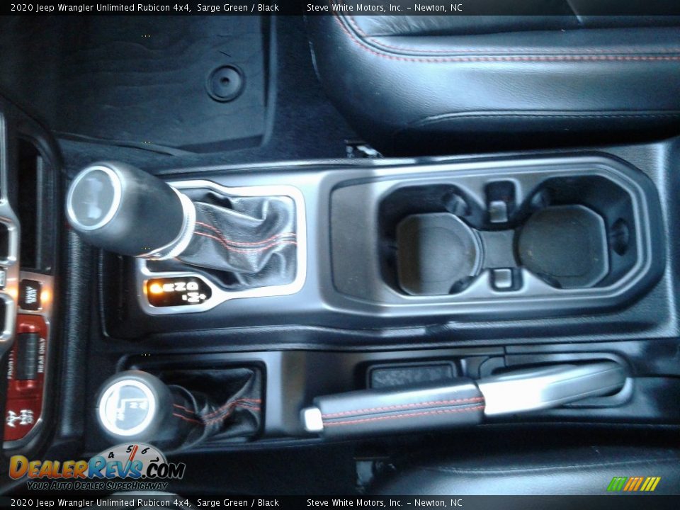 2020 Jeep Wrangler Unlimited Rubicon 4x4 Shifter Photo #29