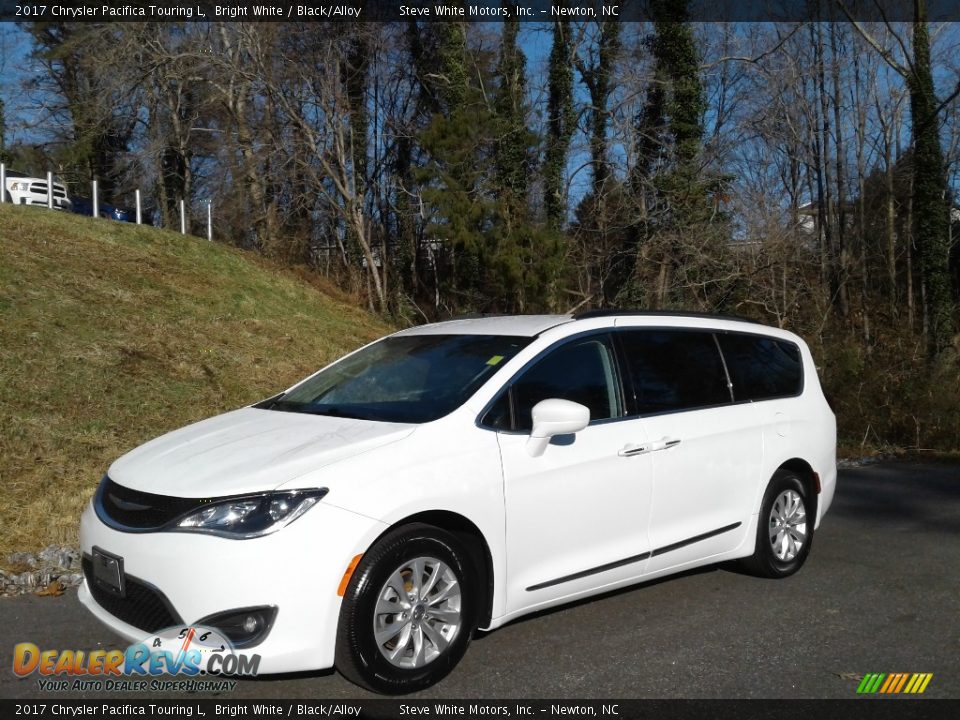 2017 Chrysler Pacifica Touring L Bright White / Black/Alloy Photo #2