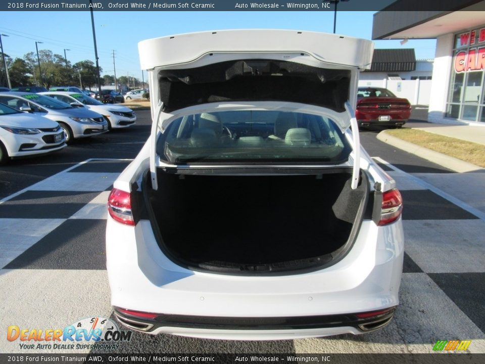 2018 Ford Fusion Titanium AWD Oxford White / Medium Soft Ceramic Photo #5