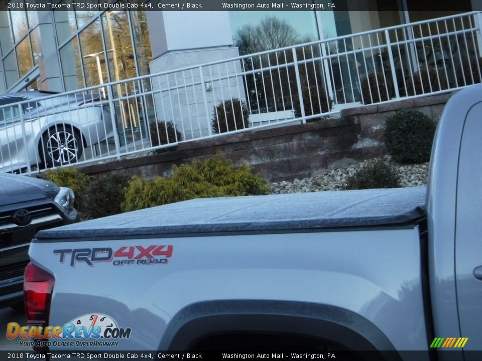 2018 Toyota Tacoma TRD Sport Double Cab 4x4 Cement / Black Photo #10