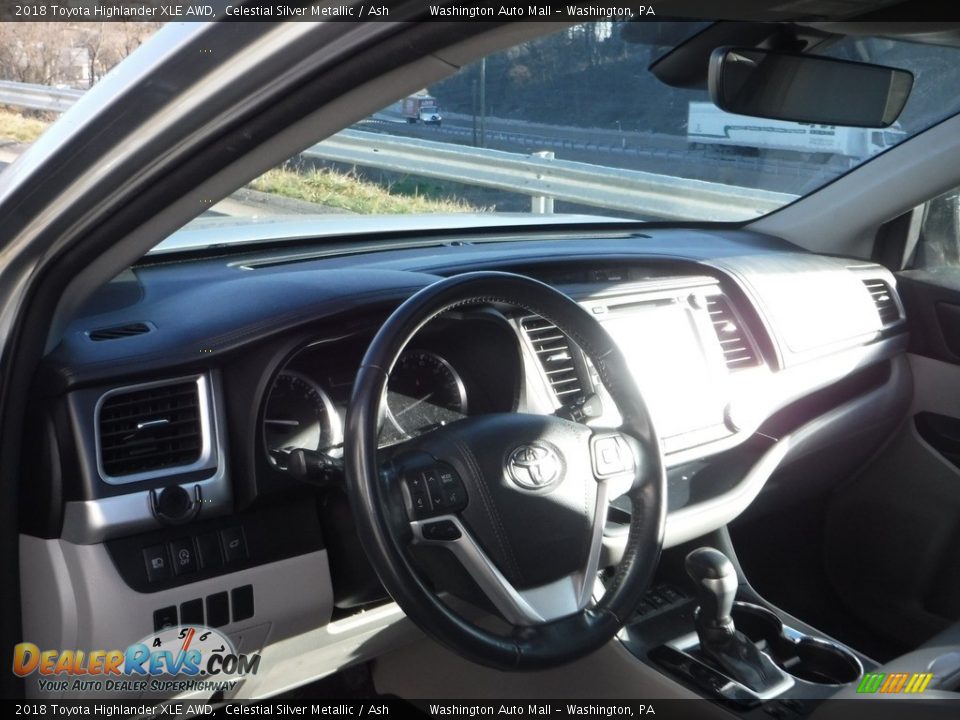 2018 Toyota Highlander XLE AWD Celestial Silver Metallic / Ash Photo #16
