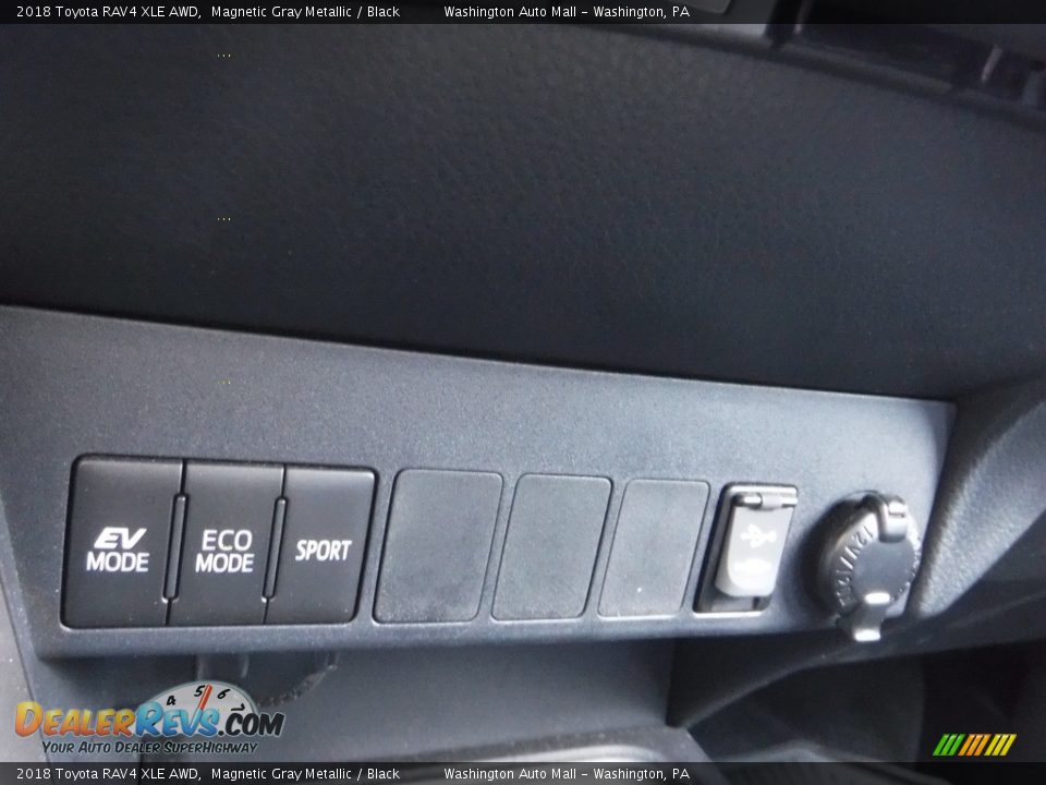 2018 Toyota RAV4 XLE AWD Magnetic Gray Metallic / Black Photo #19
