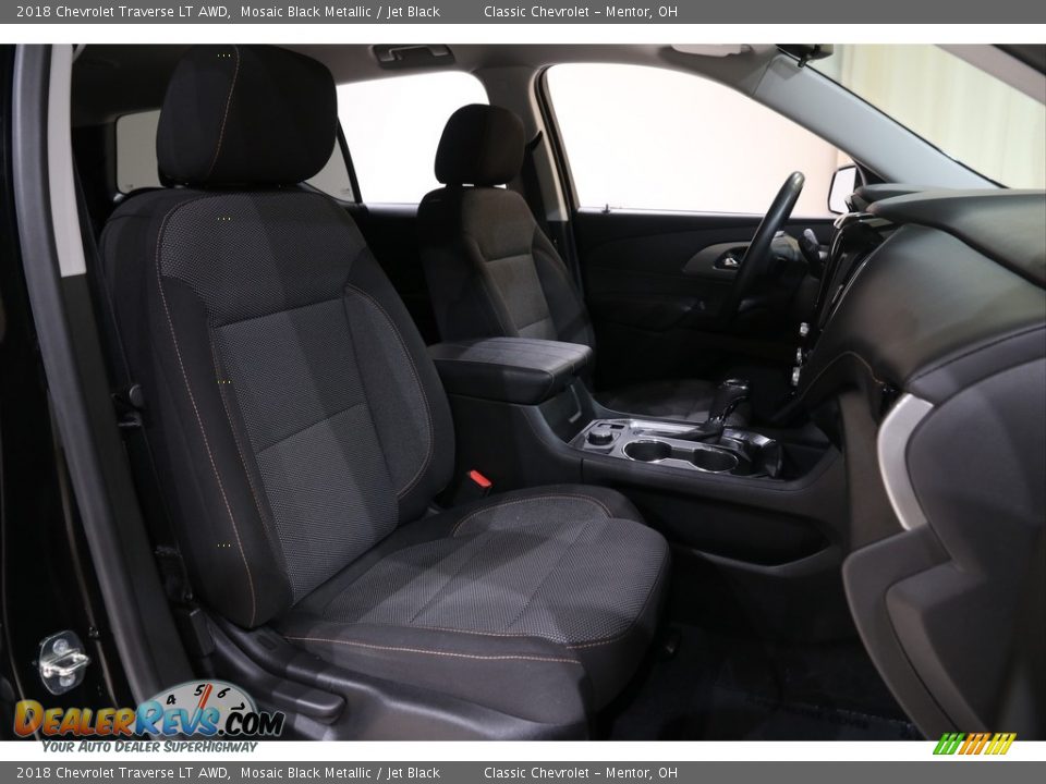2018 Chevrolet Traverse LT AWD Mosaic Black Metallic / Jet Black Photo #24