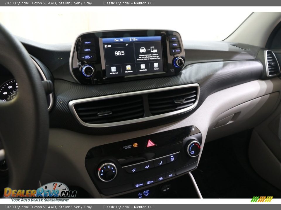 Controls of 2020 Hyundai Tucson SE AWD Photo #10