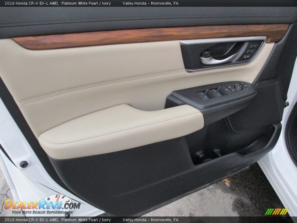 2019 Honda CR-V EX-L AWD Platinum White Pearl / Ivory Photo #10