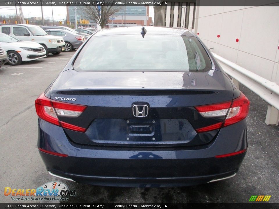 2018 Honda Accord LX Sedan Obsidian Blue Pearl / Gray Photo #4