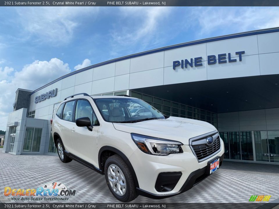 2021 Subaru Forester 2.5i Crystal White Pearl / Gray Photo #1