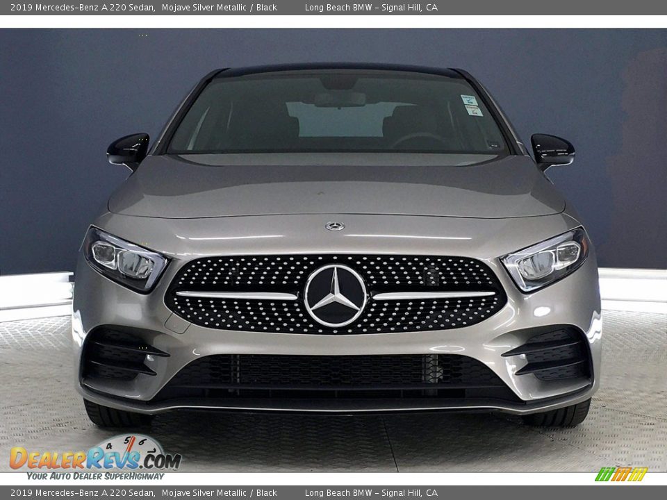 2019 Mercedes-Benz A 220 Sedan Mojave Silver Metallic / Black Photo #2