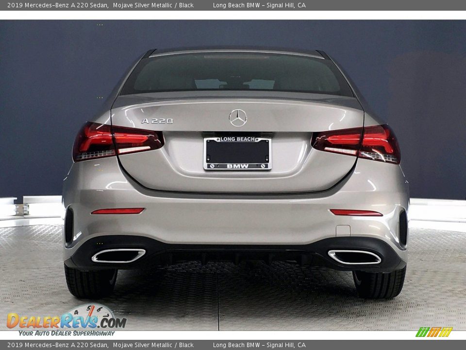 2019 Mercedes-Benz A 220 Sedan Mojave Silver Metallic / Black Photo #3