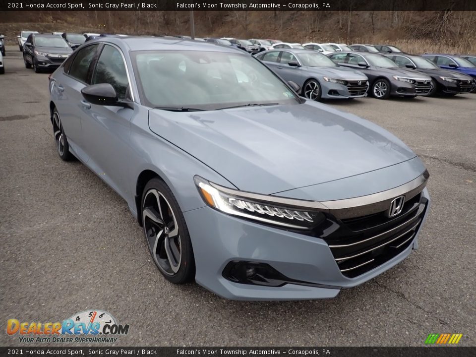 Front 3/4 View of 2021 Honda Accord Sport Photo #6