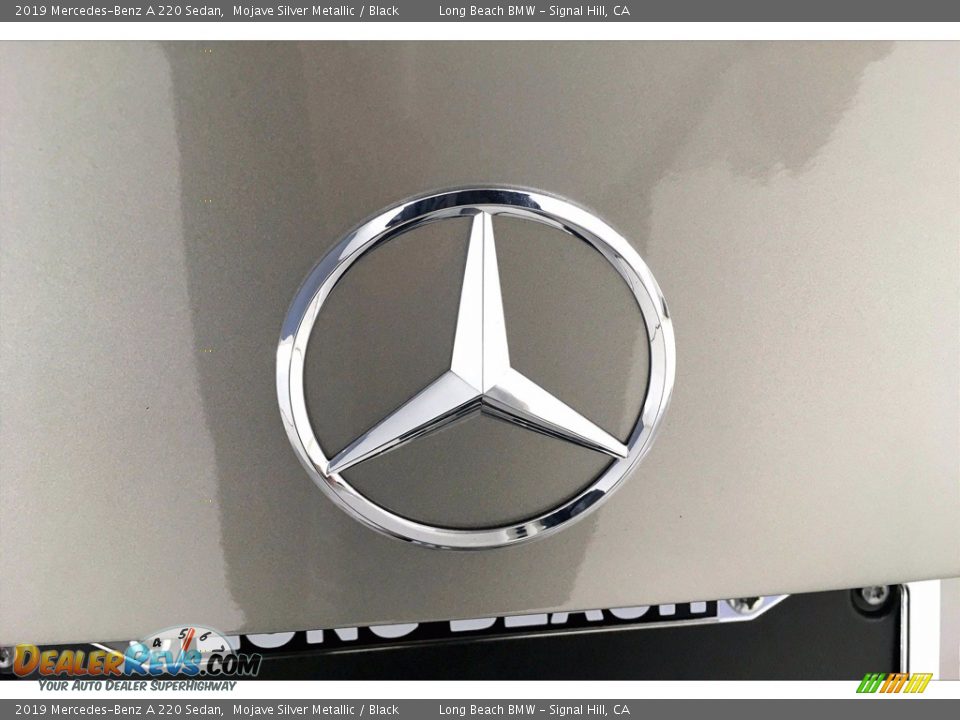 2019 Mercedes-Benz A 220 Sedan Mojave Silver Metallic / Black Photo #34