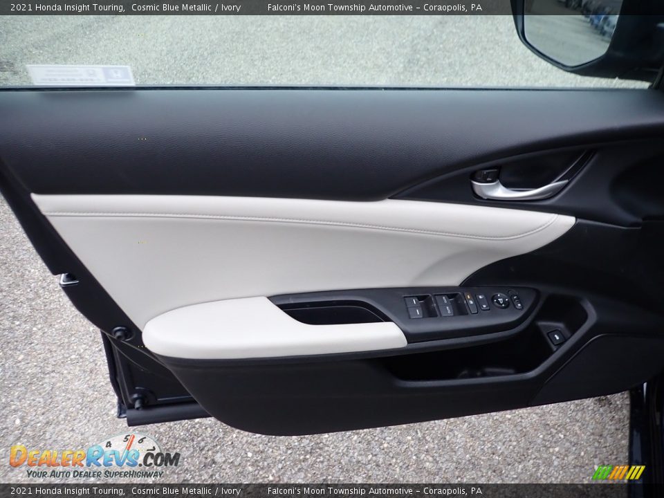 Door Panel of 2021 Honda Insight Touring Photo #10