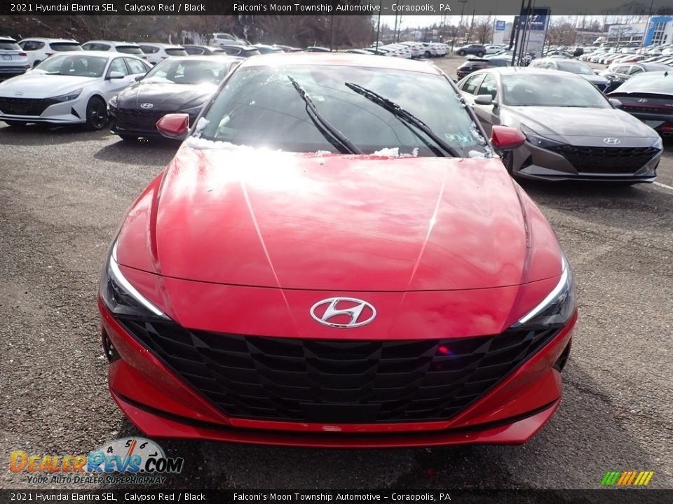 2021 Hyundai Elantra SEL Calypso Red / Black Photo #4