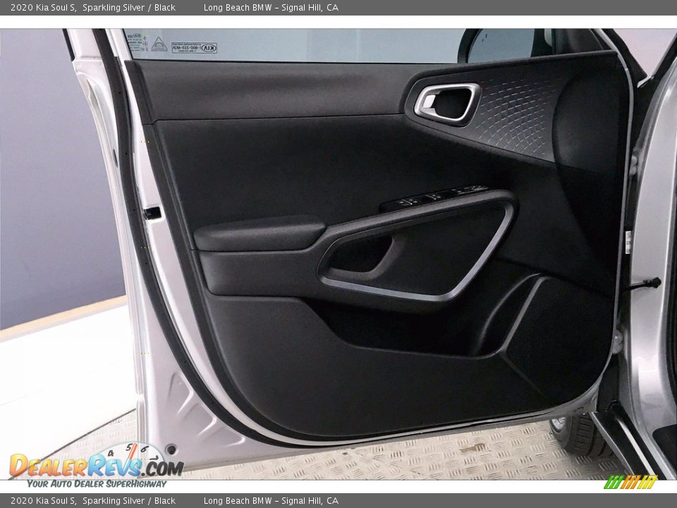 Door Panel of 2020 Kia Soul S Photo #23