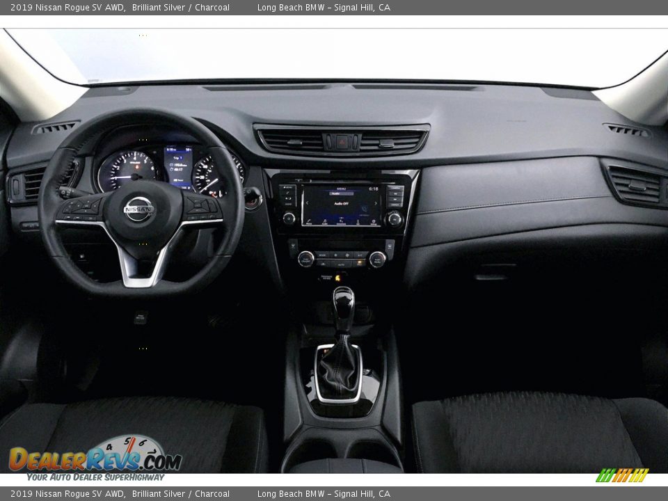 Dashboard of 2019 Nissan Rogue SV AWD Photo #15