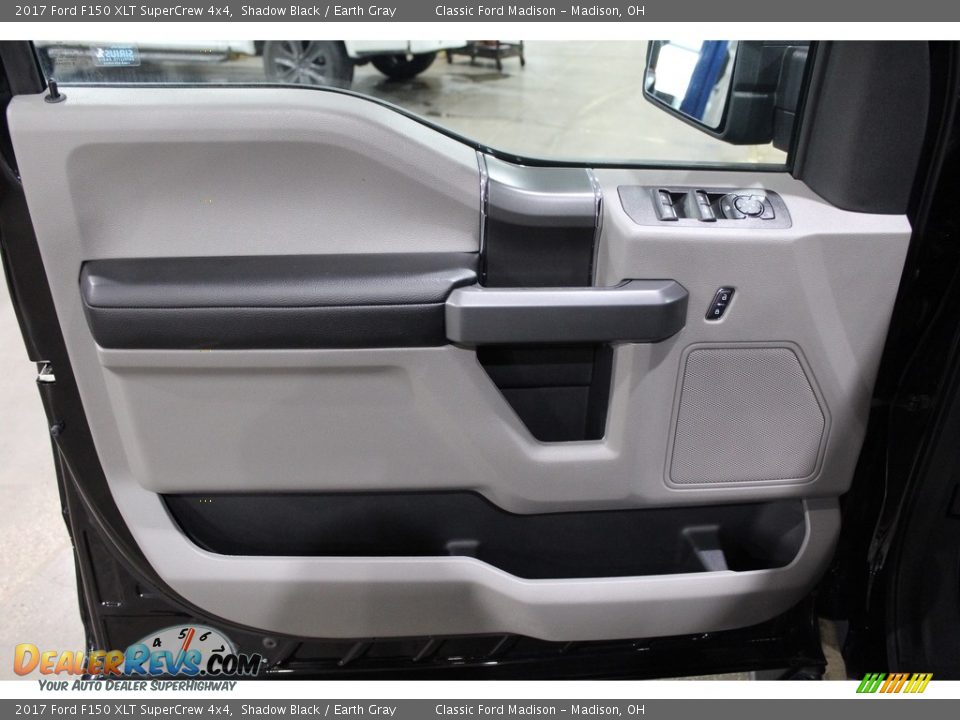 2017 Ford F150 XLT SuperCrew 4x4 Shadow Black / Earth Gray Photo #12