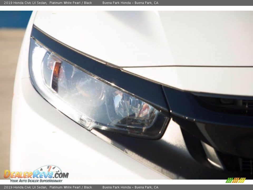 2019 Honda Civic LX Sedan Platinum White Pearl / Black Photo #8