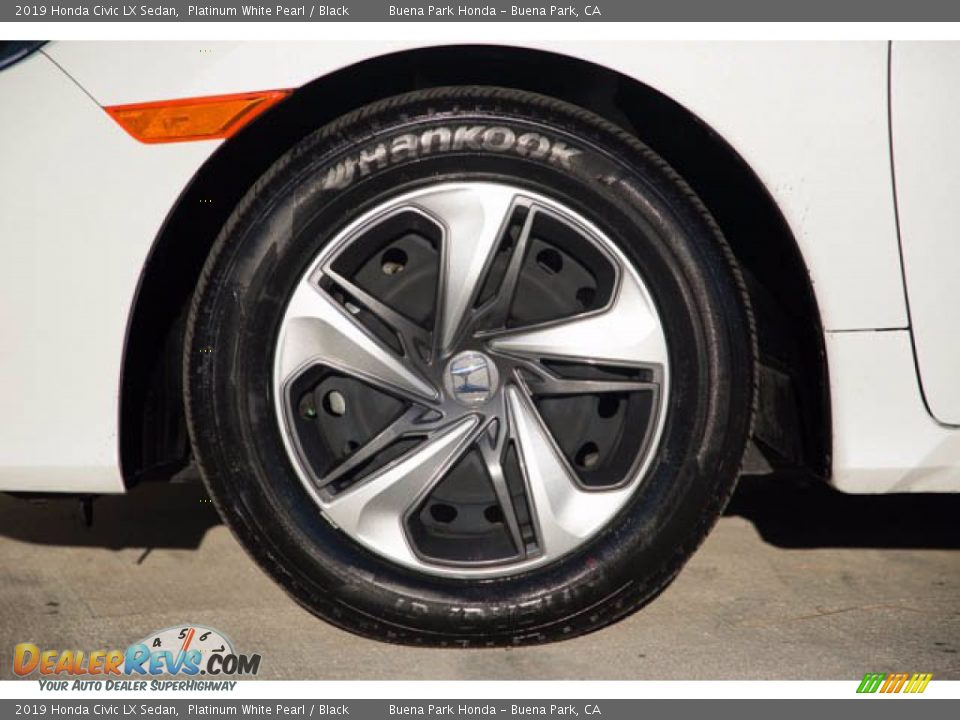 2019 Honda Civic LX Sedan Platinum White Pearl / Black Photo #35