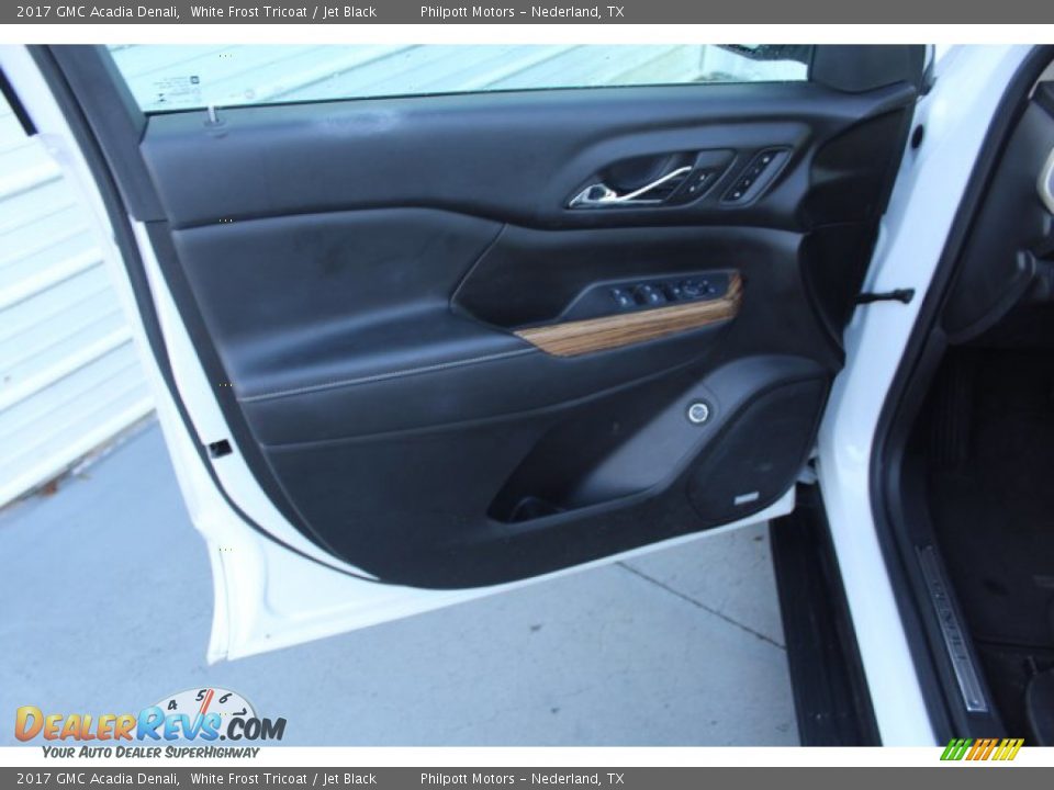 2017 GMC Acadia Denali White Frost Tricoat / Jet Black Photo #10
